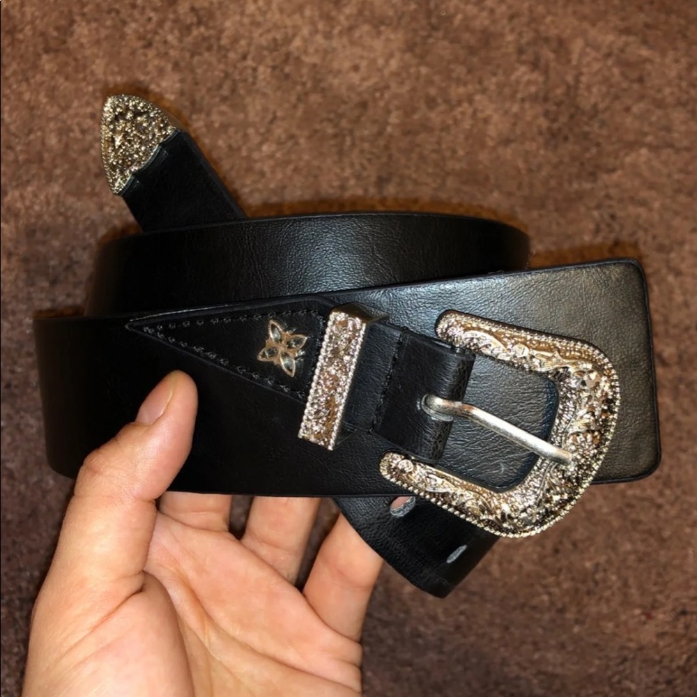 BCBG Western belt